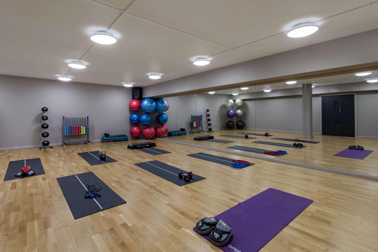 Radisson Blu Hotel London Stansted Airport Stansted Mountfitchet Esterno foto A gym in the UK