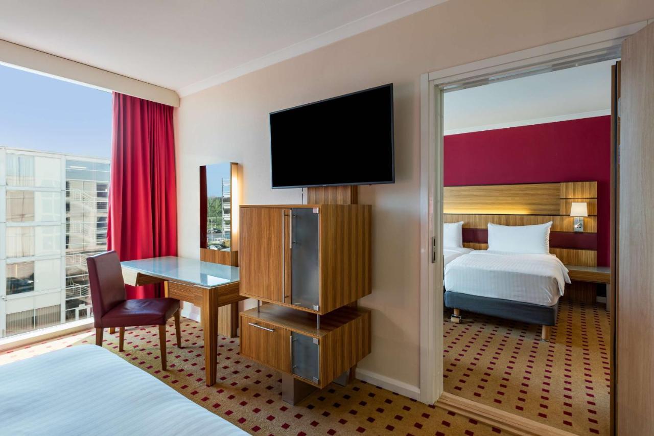 Radisson Blu Hotel London Stansted Airport Stansted Mountfitchet Esterno foto Room interior