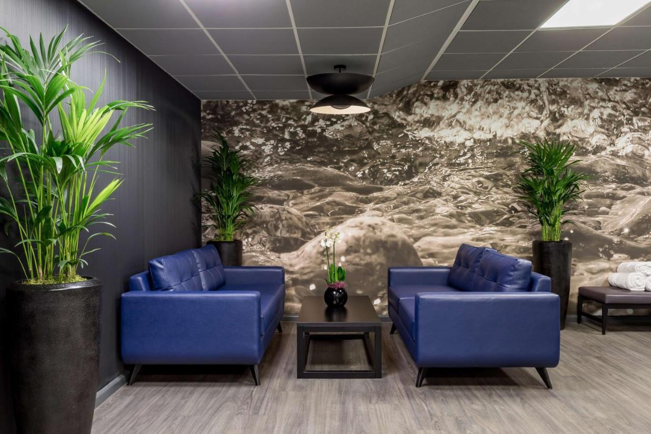 Radisson Blu Hotel London Stansted Airport Stansted Mountfitchet Esterno foto Interior of the hotel