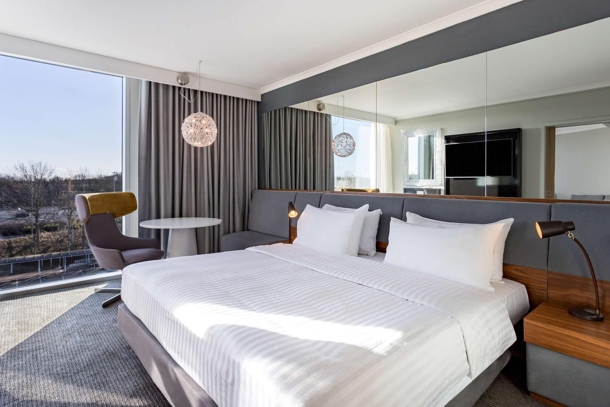 Radisson Blu Hotel London Stansted Airport Stansted Mountfitchet Esterno foto