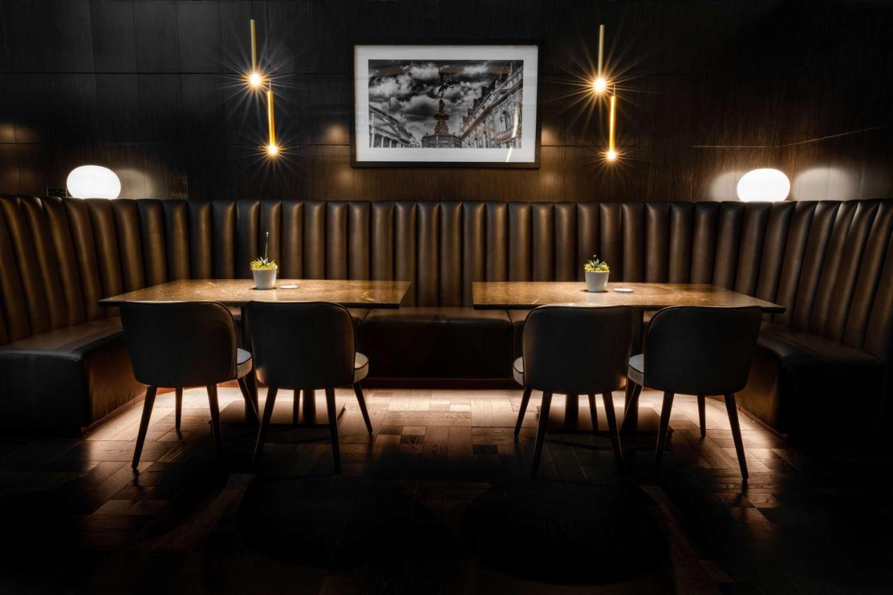 Radisson Blu Hotel London Stansted Airport Stansted Mountfitchet Esterno foto Interior of the restaurant