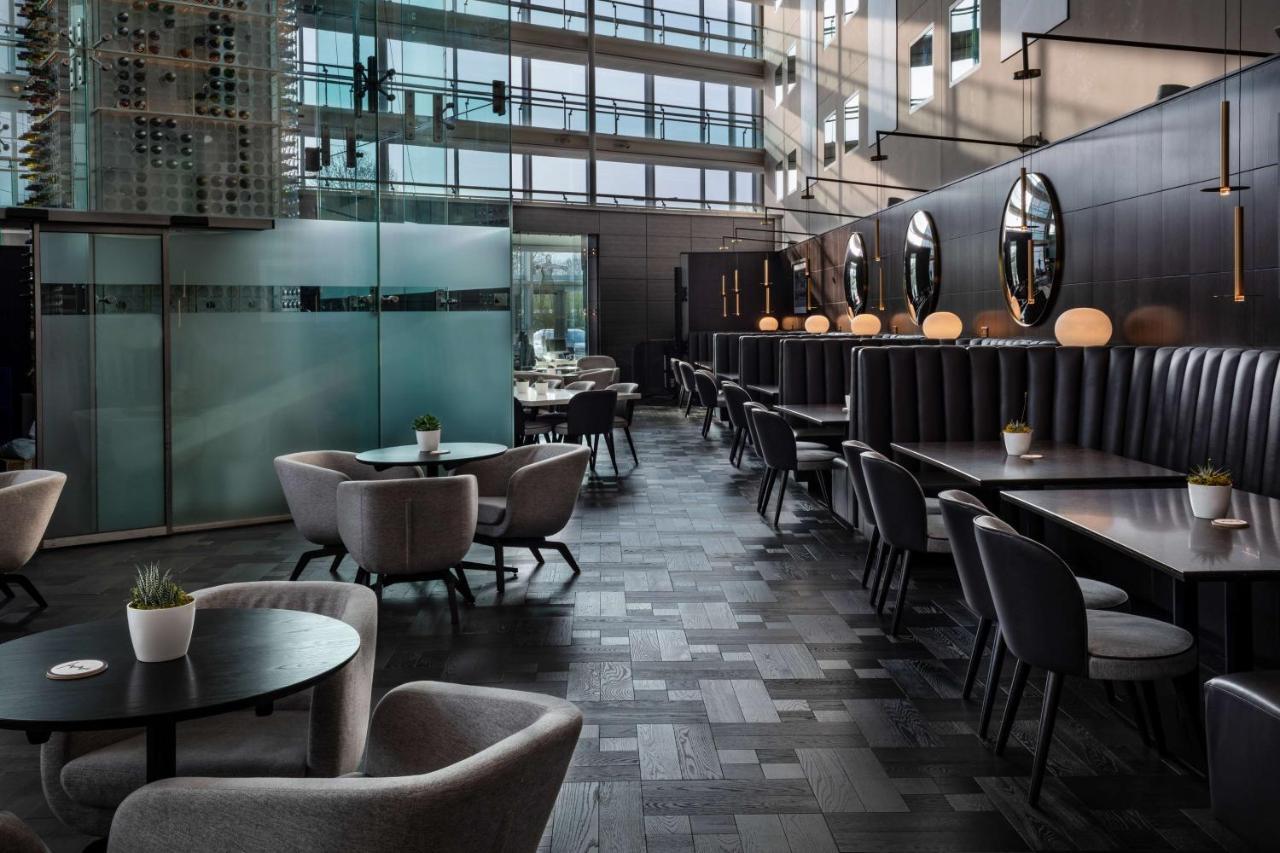 Radisson Blu Hotel London Stansted Airport Stansted Mountfitchet Esterno foto Interior of the restaurant